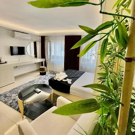 מלון דירות Grani Butik Otel *